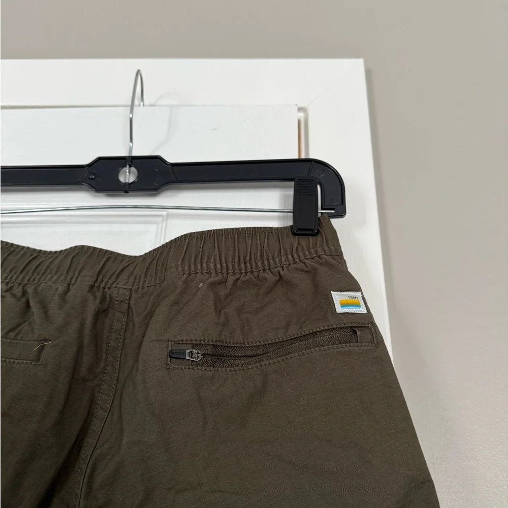 Vuori Olive Athletic Olive Cargo Jogger Pants Outdoor Hiking - Picture 8 of 9